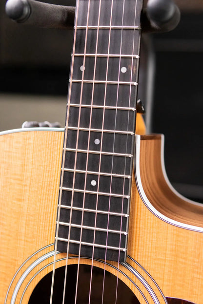 Taylor 214ce Grand Auditorium Acoustic/Electric Guitar with Gig Bag