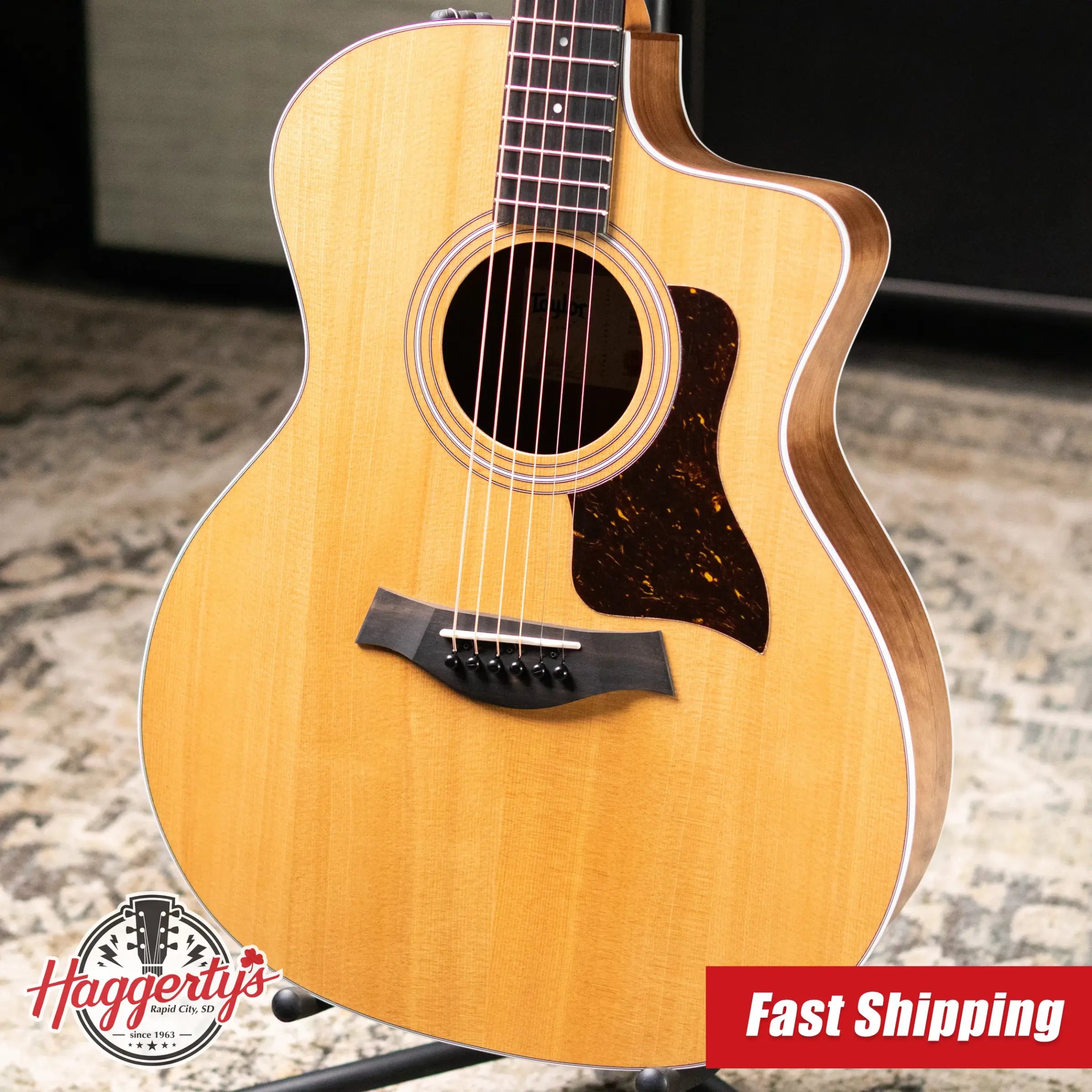Taylor 214ce Grand Auditorium Acoustic/Electric Guitar with Gig Bag - Factory Demo