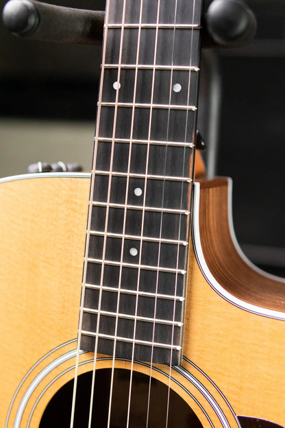 Taylor 214ce Grand Auditorium Acoustic/Electric Guitar with Gig Bag