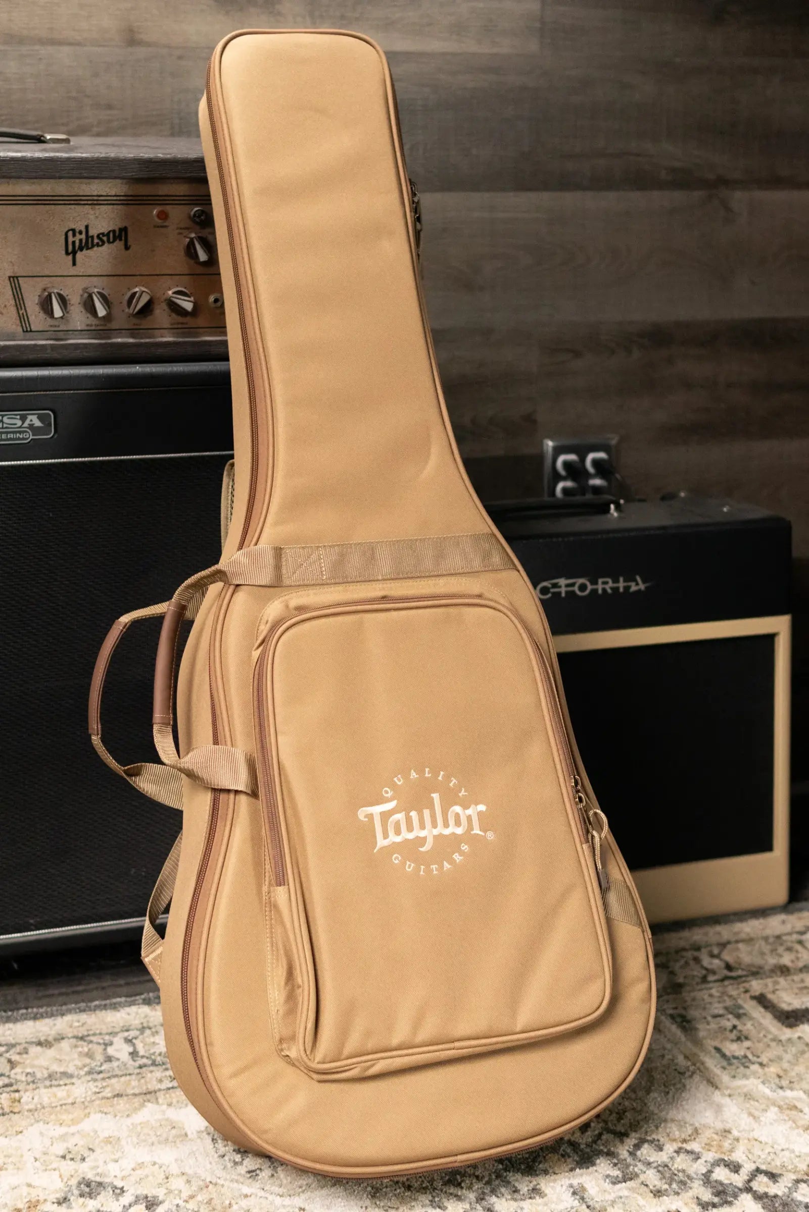 Taylor 214ce Grand Auditorium Acoustic/Electric Guitar with Gig Bag