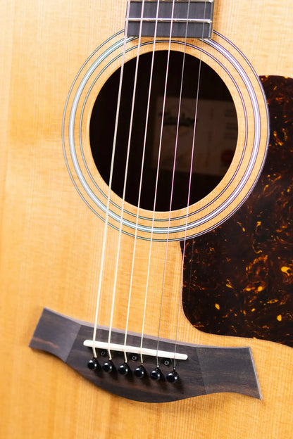 Taylor 214ce Grand Auditorium Acoustic/Electric Guitar with Gig Bag