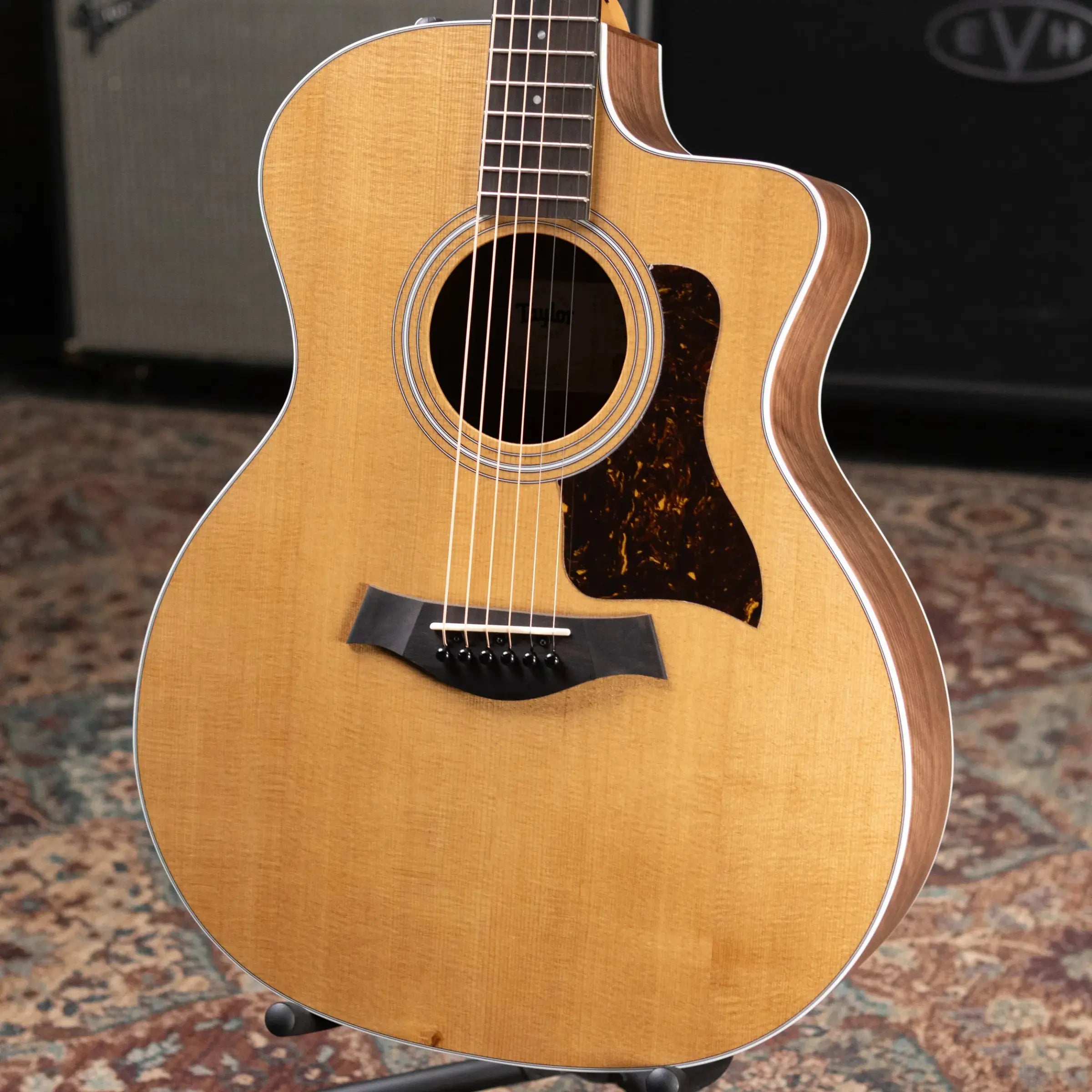 Taylor 214ce Grand Auditorium Acoustic/Electric Guitar with Gig Bag