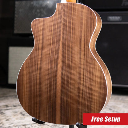 Taylor 214ce Grand Auditorium Acoustic/Electric Guitar with Gig Bag