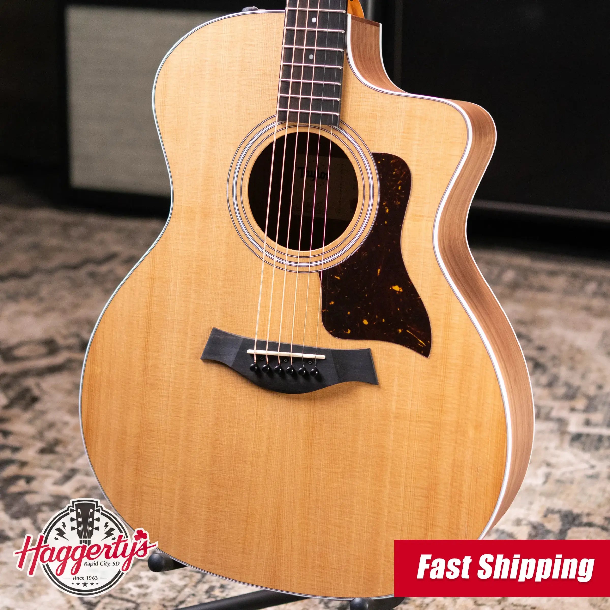 Taylor 214ce Grand Auditorium Acoustic/Electric Guitar with Gig Bag - Floor Model Demo