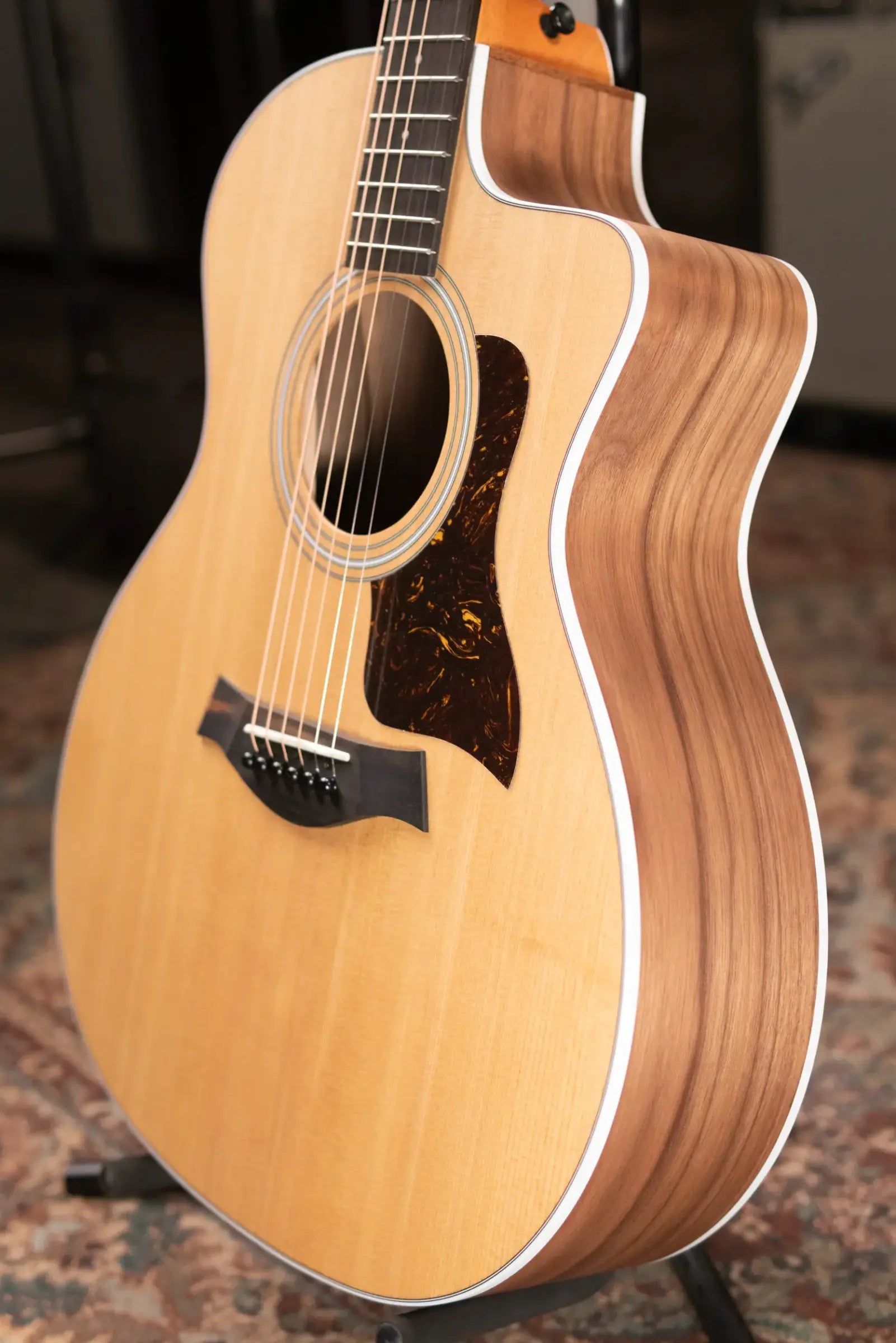 Taylor 214ce Grand Auditorium Acoustic-Electric Guitar with Structured Gig Bag