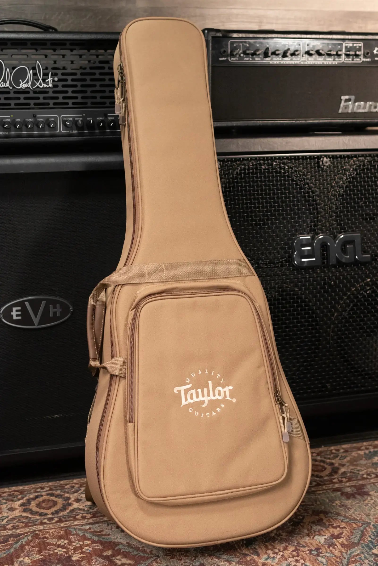 Taylor 214ce Grand Auditorium Acoustic-Electric Guitar with Structured Gig Bag