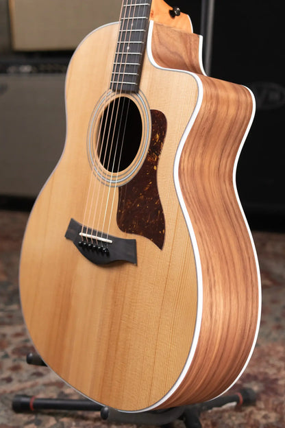 Taylor 214ce Grand Auditorium Acoustic/Electric Guitar with Structured Gig Bag