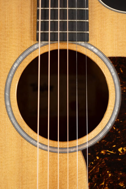Taylor 214ce-K DLX Grand Auditorium Acoustic/Electric Guitar with Gig Bag - Used