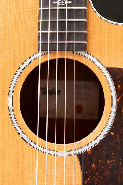 Taylor 214ce-K DLX Grand Auditorium Acoustic/Electric Guitar with Hardshell Case - Factory Demo