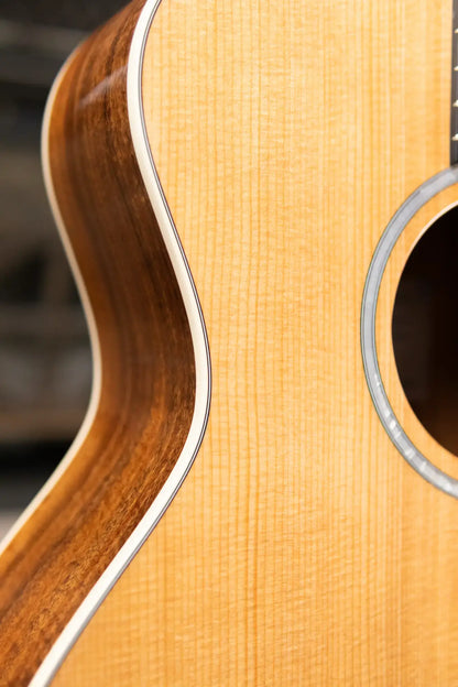 Taylor 214ce-K DLX Grand Auditorium Acoustic/Electric Guitar with Hardshell Case - Factory Demo