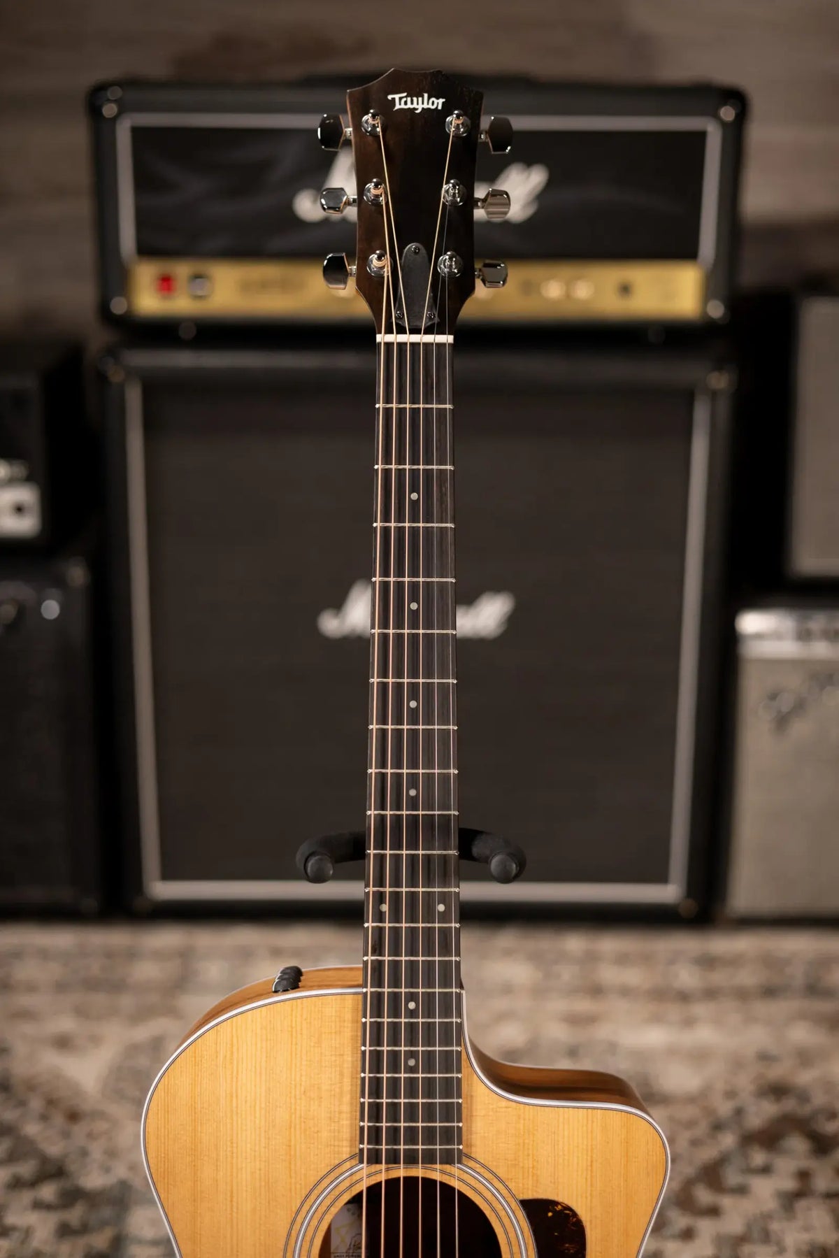 Taylor 214ce-K Grand Auditorium Acoustic/Electric Guitar with Gig Bag