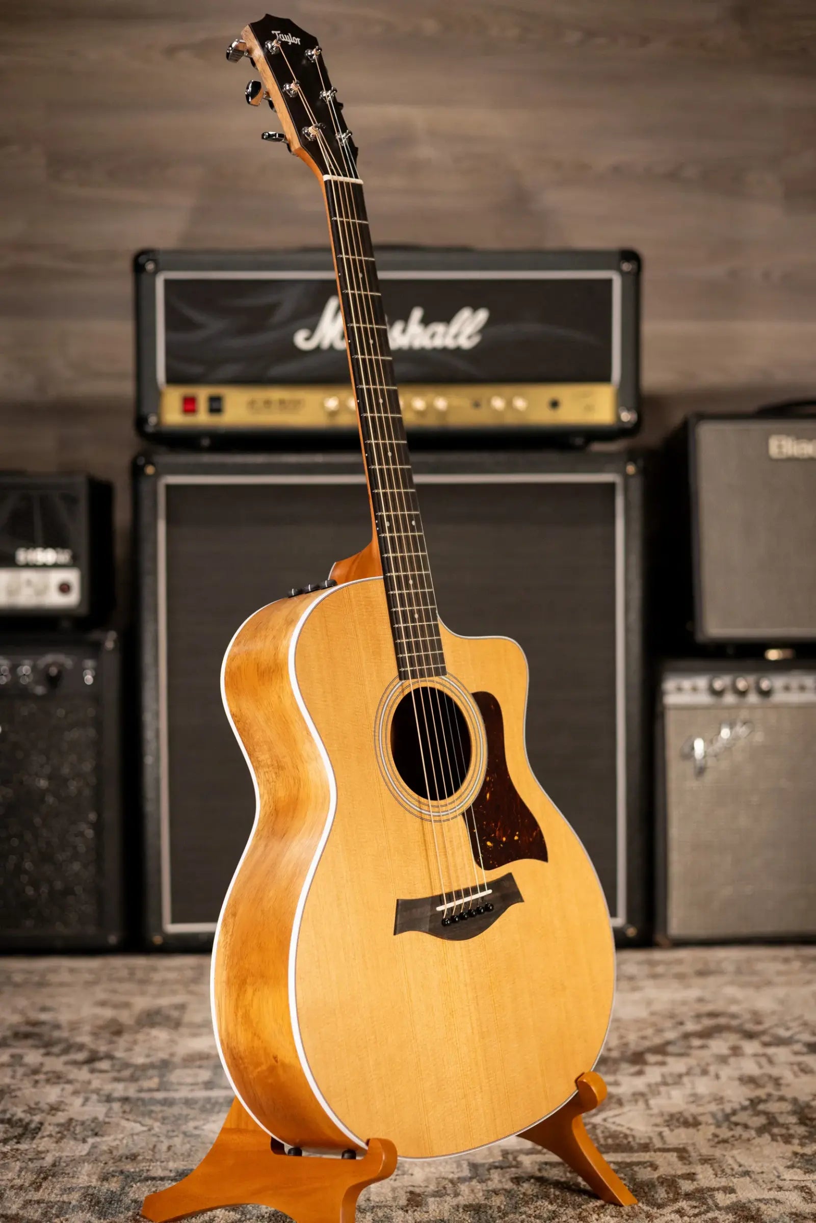 Taylor 214ce-K Grand Auditorium Acoustic-Electric Guitar with Structured Gig Bag