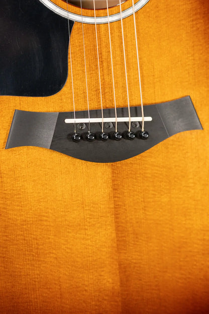 Taylor 214ce-K SB Plus Left-Handed Grand Auditorium Acoustic/Electric Guitar - Sunburst with Aerocase - Factory Demo