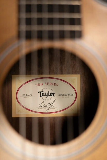 Taylor 214ce-N Nylon Grand Auditorium Acoustic/Electric Guitar with Gig Bag