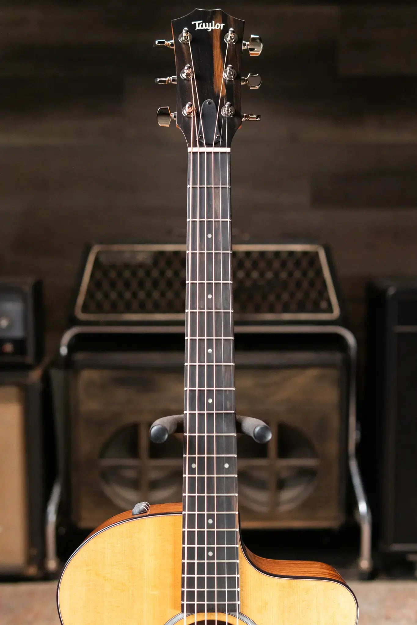 Taylor 214ce Plus Grand Auditorium Acoustic-Electric Guitar with AeroCase