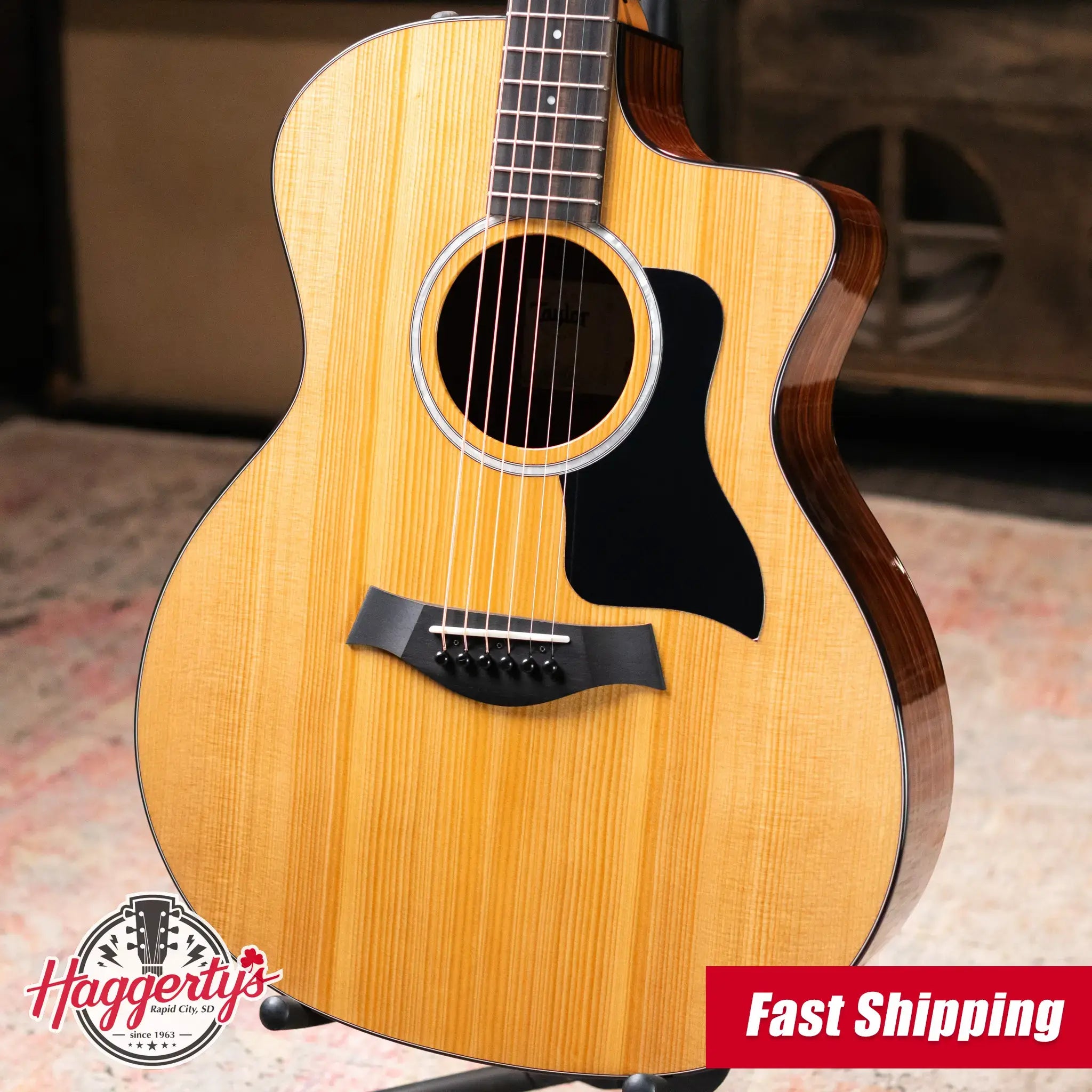 Taylor 214ce Plus Grand Auditorium Acoustic/Electric Guitar with Aerocase - Factory Demo