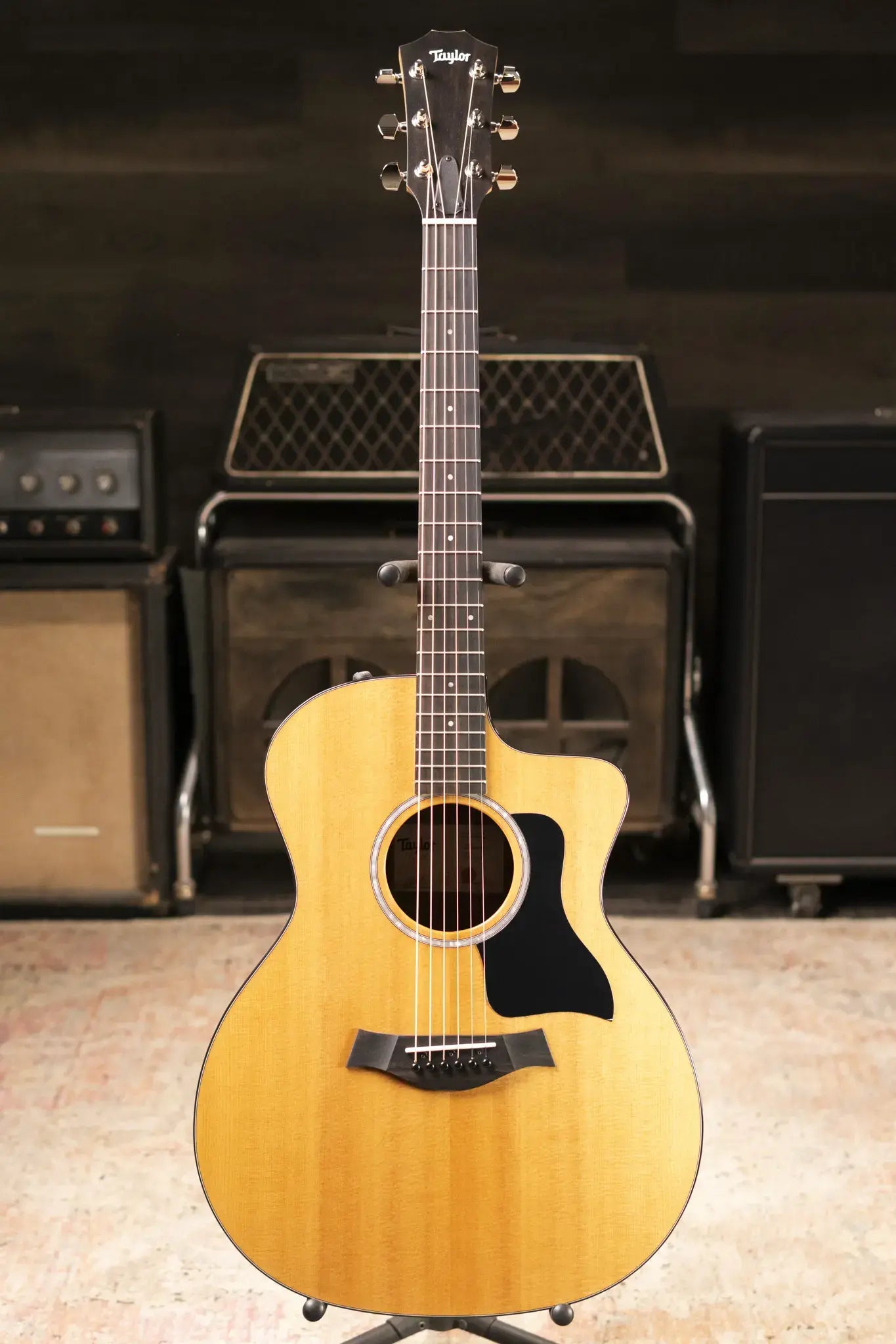 Taylor 214ce Plus Grand Auditorium Acoustic/Electric Guitar with Aerocase