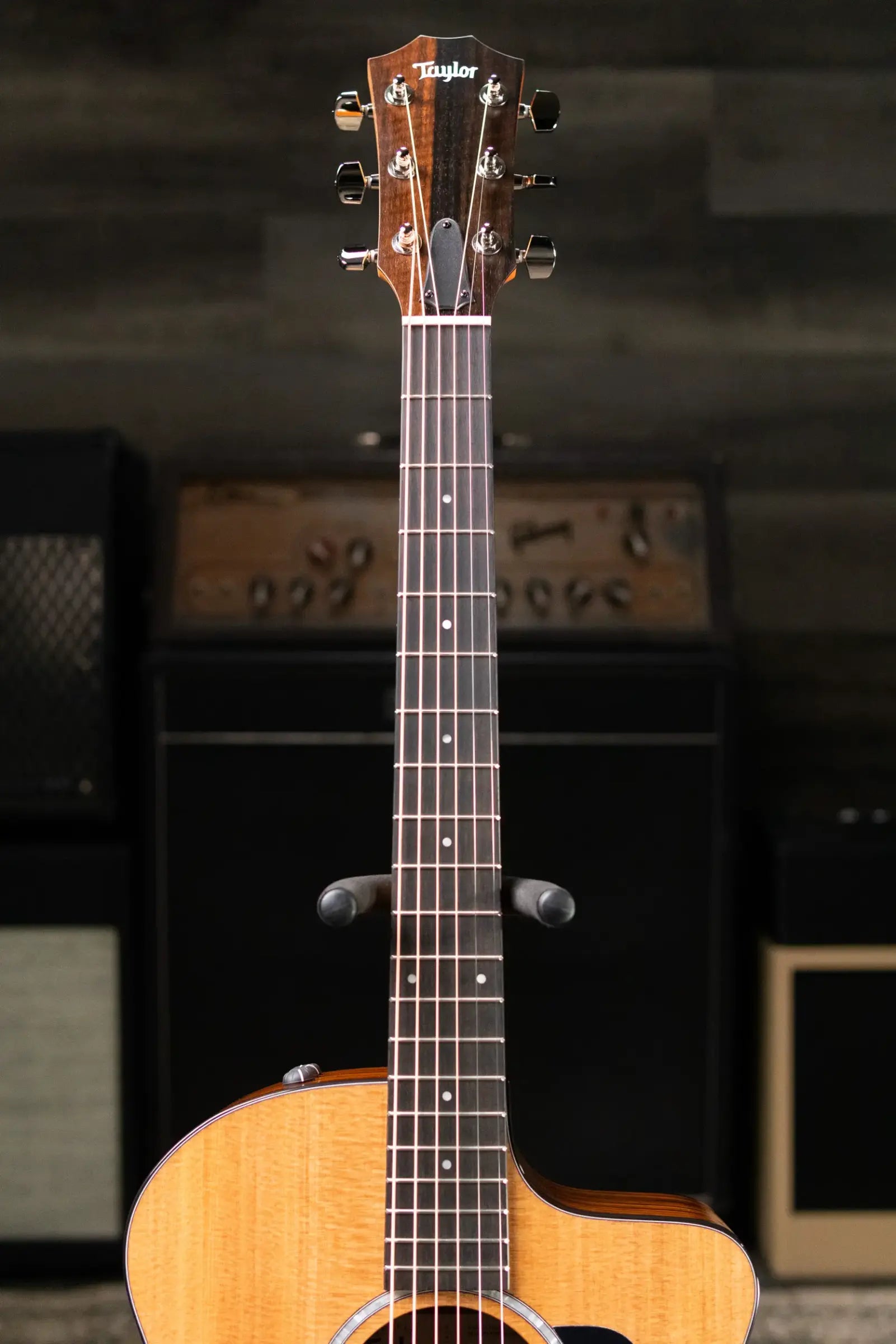 Taylor 214ce Plus Grand Auditorium Acoustic/Electric Guitar with Aerocase