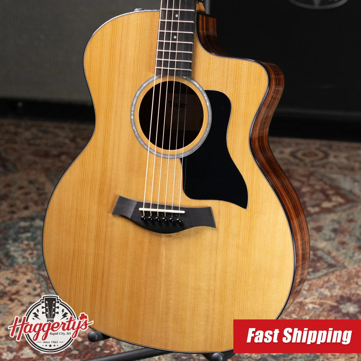 Taylor 214ce Plus Grand Auditorium Acoustic/Electric Guitar with Aerocase