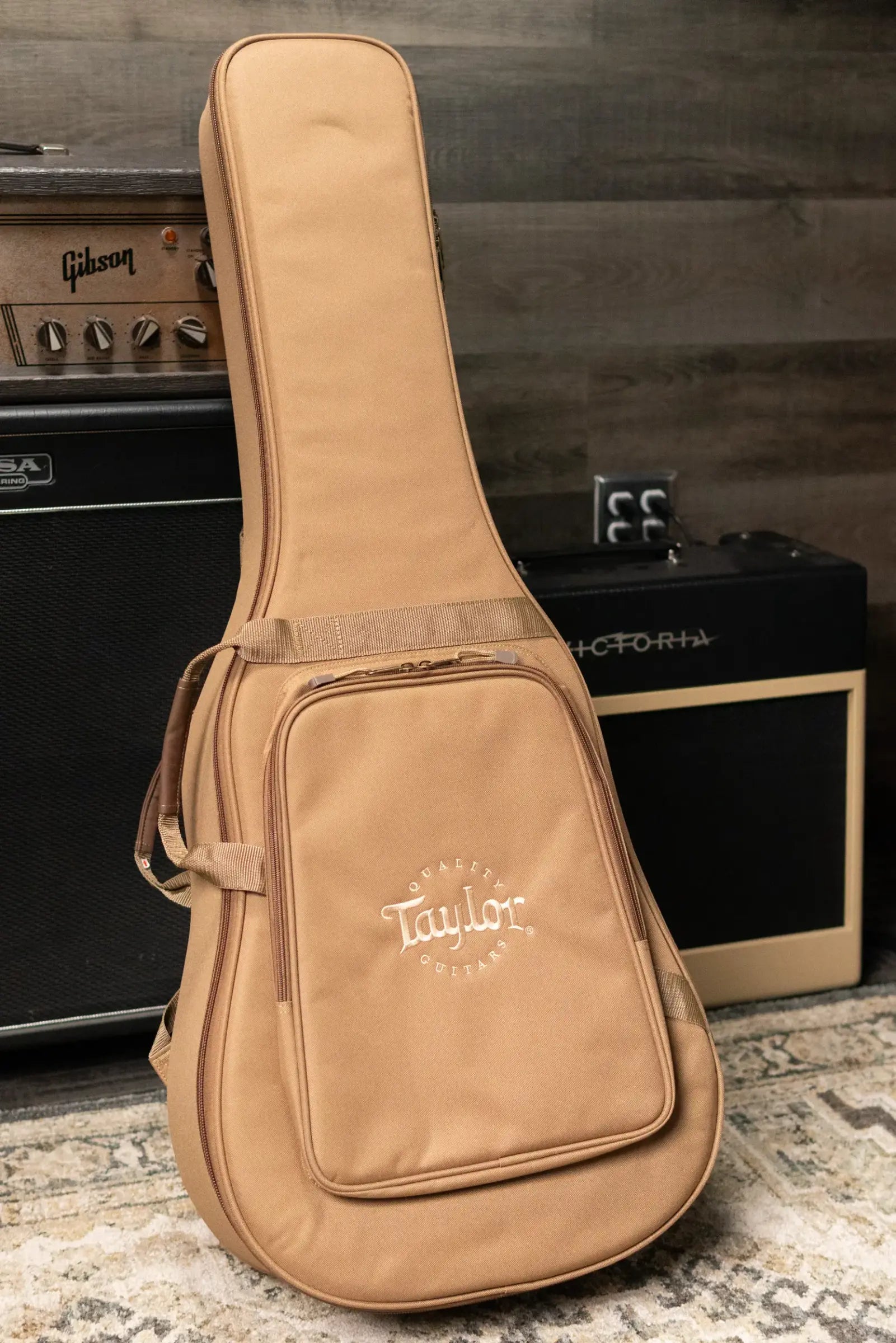 Taylor 214ce Special Edition Grand Auditorium Acoustic/Electric Guitar - Honeyburst with Gig Bag