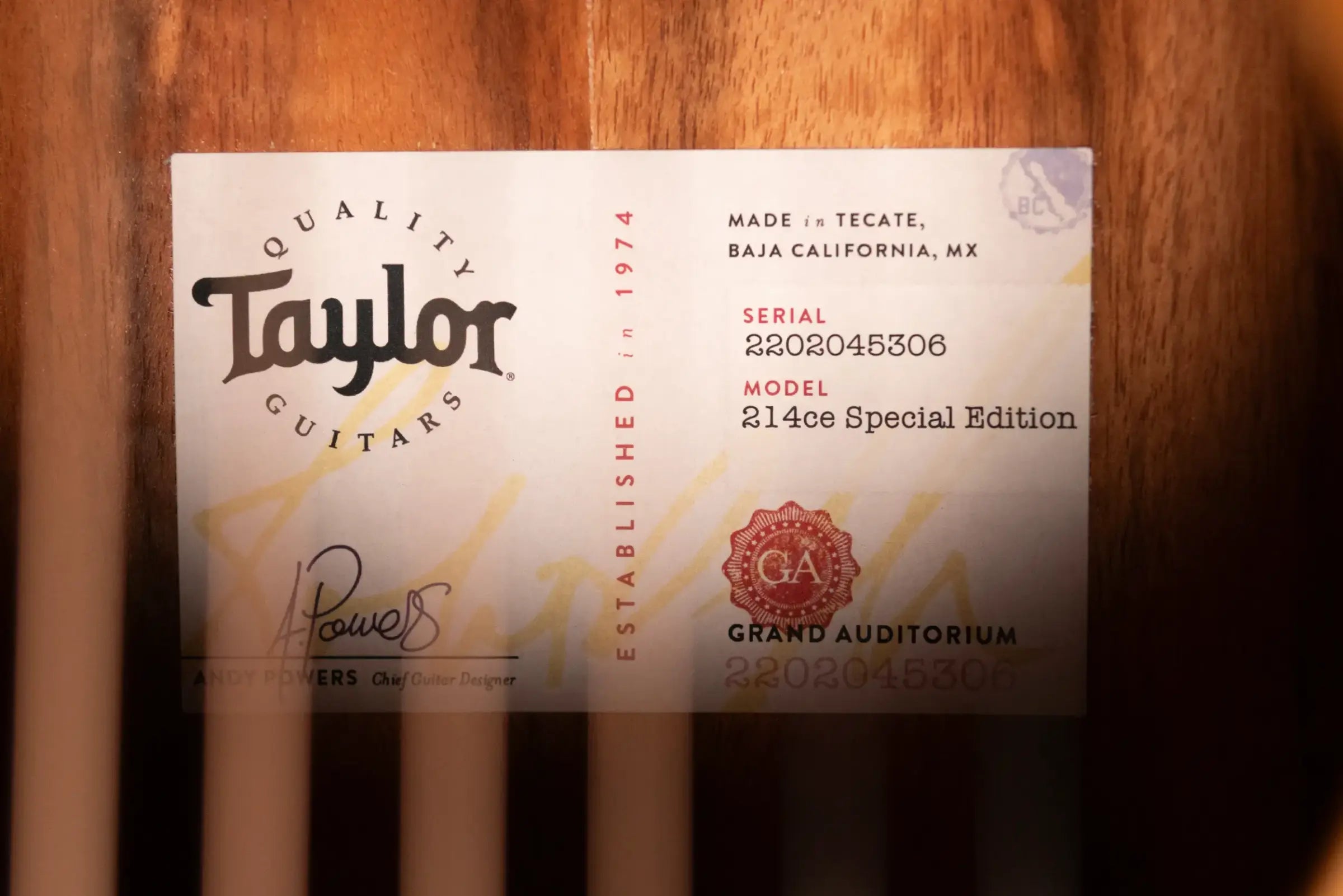 Taylor 214ce Special Edition Grand Autorium Acoustic/Electric Guitar - Satin Tigerwood with Hardshell Case