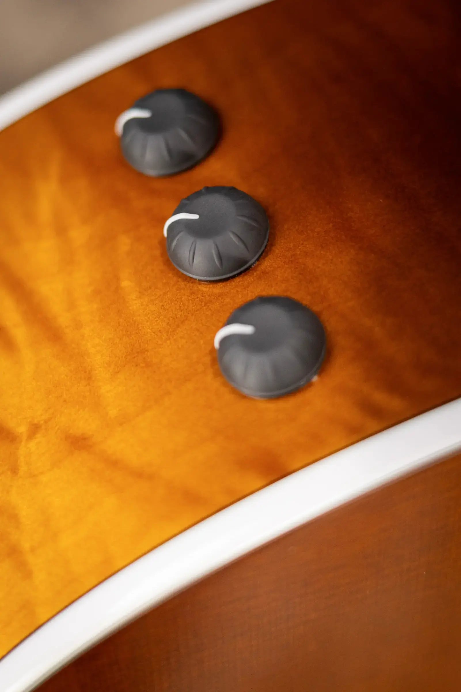 Taylor 217e Plus Special Edition Grand Pacific Acoustic/Electric Guitar - Honeyburst with Aerocase