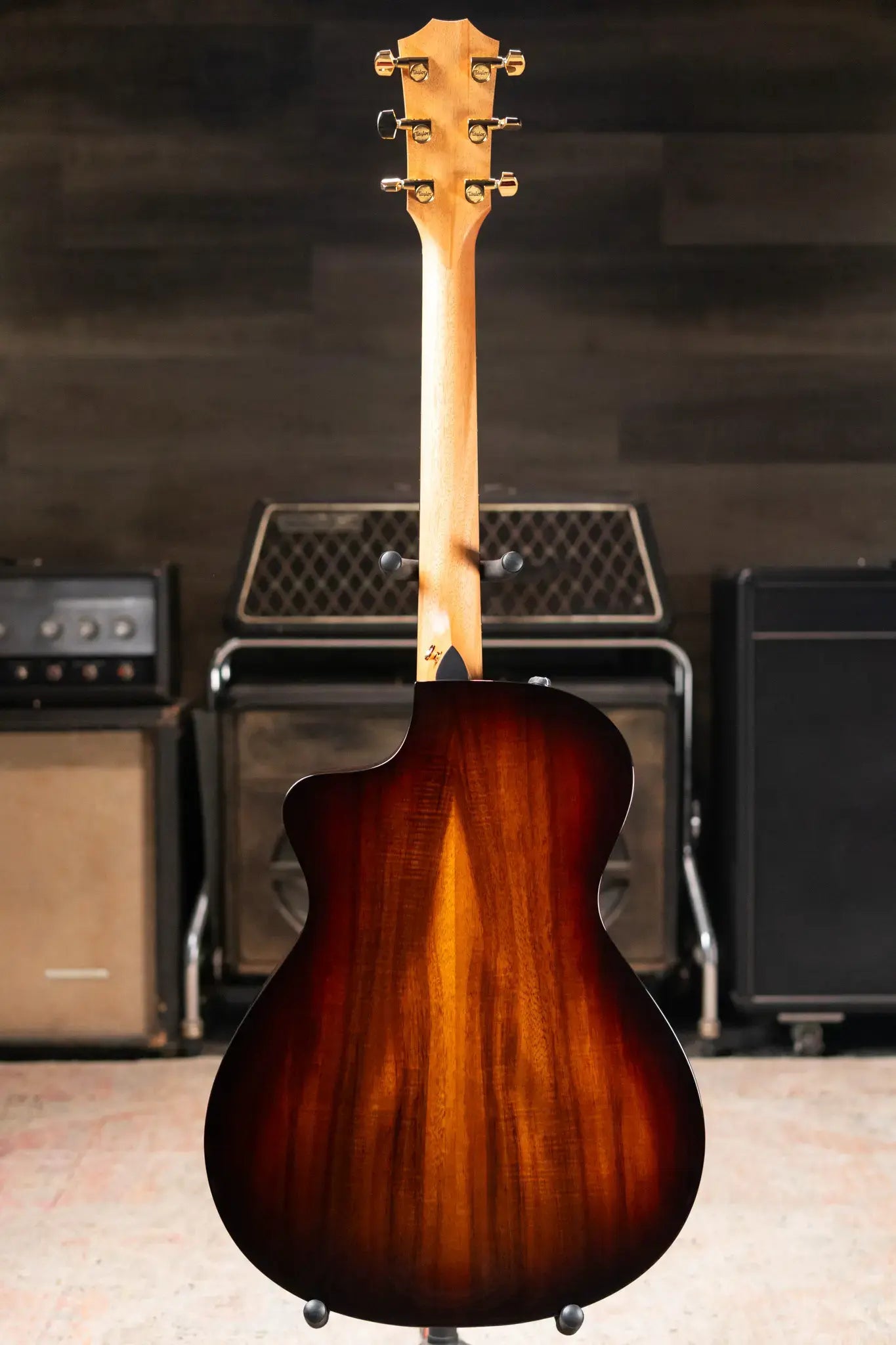 Taylor 222ce-K DLX Grand Concert Acoustic/Electric Guitar - Shaded Edgeburst with Hardshell Case