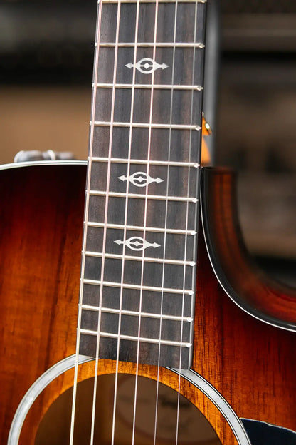 Taylor 222ce-K DLX Grand Concert Acoustic/Electric Guitar - Shaded Edgeburst with Hardshell Case