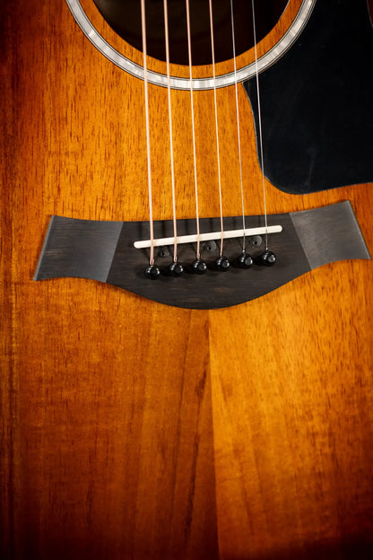 Taylor 222ce-K DLX Grand Concert Hawaiian Koa Acoustic/Electric Guitar - Shaded Edge Burst with Hardshell Case