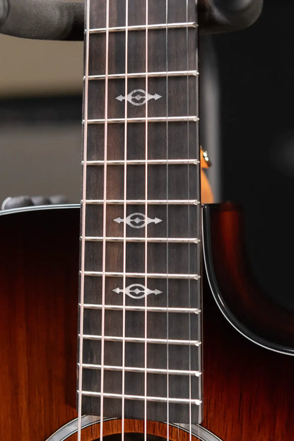 Taylor 224ce-K DLX Grand Auditorium Acoustic/Electric Guitar - Shaded Edgeburst with Hardshell Case