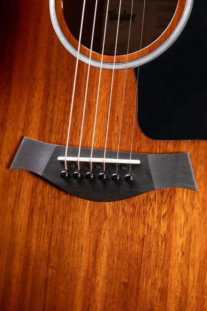 Taylor 224ce-K DLX Grand Auditorium Acoustic/Electric Guitar - Shaded Edgeburst with Hardshell Case