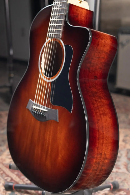 Taylor 224ce-K DLX Grand Auditorium Acoustic/Electric Guitar - Shaded Edgeburst with Hardshell Case