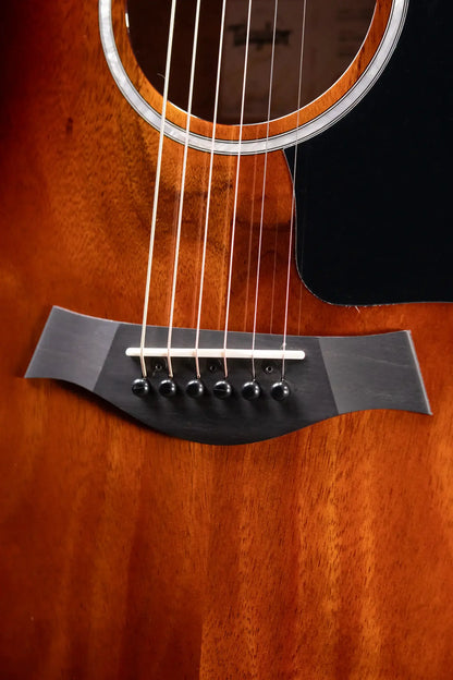 Taylor 224ce-K DLX Grand Auditorium Acoustic/Electric Guitar - Shaded Edgeburst with Hardshell Case