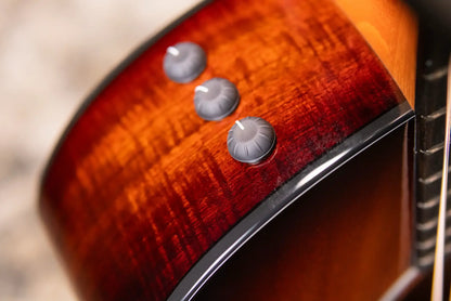 Taylor 224ce-K DLX Grand Auditorium Acoustic/Electric Guitar - Shaded Edgeburst with Hardshell Case - Floor Model Demo