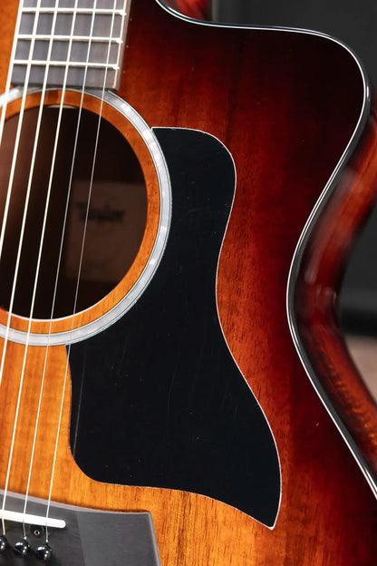 Taylor 224ce-K DLX Grand Auditorium Acoustic/Electric Guitar with Hardshell Case - Display Model