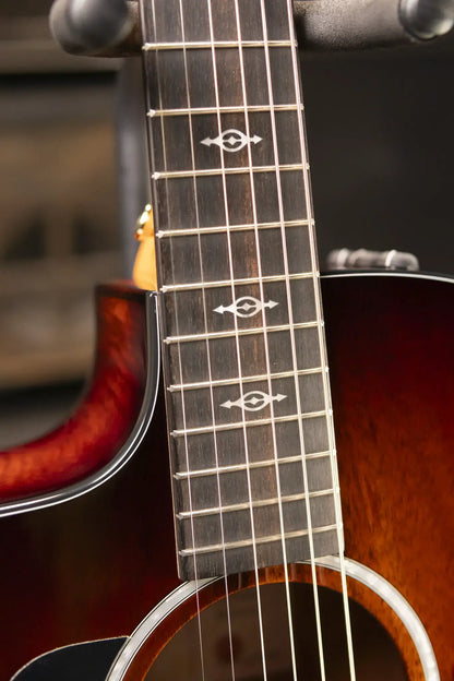 Taylor 224ce-K DLX Left-Handed Grand Auditorium Acoustic/Electric Guitar with Hardshell Case