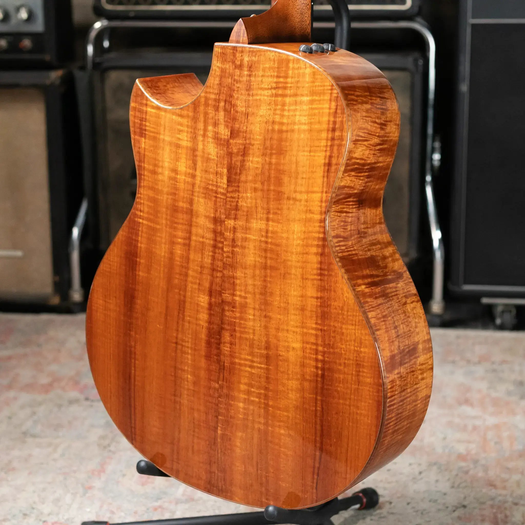 Taylor ‘24 Catch Custom C28ce #29 Grand Orchestra Acoustic/Electric - AA Koa with Hardshell Case - Floor Model Demo