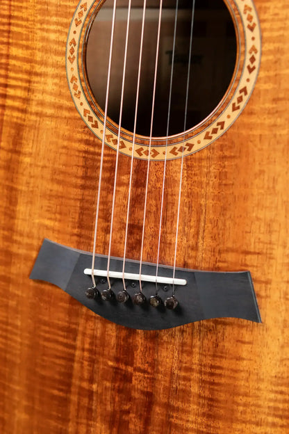 Taylor Custom Shop Catch C28ce #29 Grand Orchestra Acoustic/Electric - AA Koa with Hardshell Case - Floor Model Demo