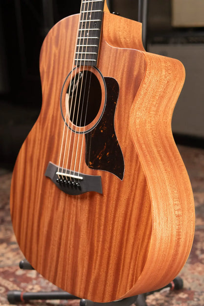Taylor 24ce Grand Auditorium Acoustic/Electric Guitar with Gig Bag