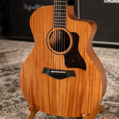 Taylor 24ce Grand Auditorium Acoustic/Electric Guitar with Gig Bag