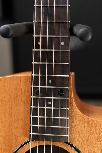 Taylor 24ce Grand Auditorium Acoustic/Electric Guitar with Gig Bag