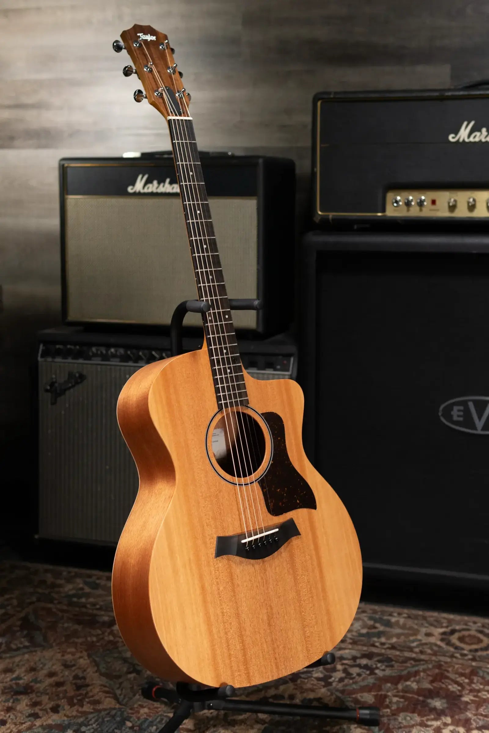 Taylor 24ce Grand Auditorium Acoustic/Electric Guitar with Gig Bag