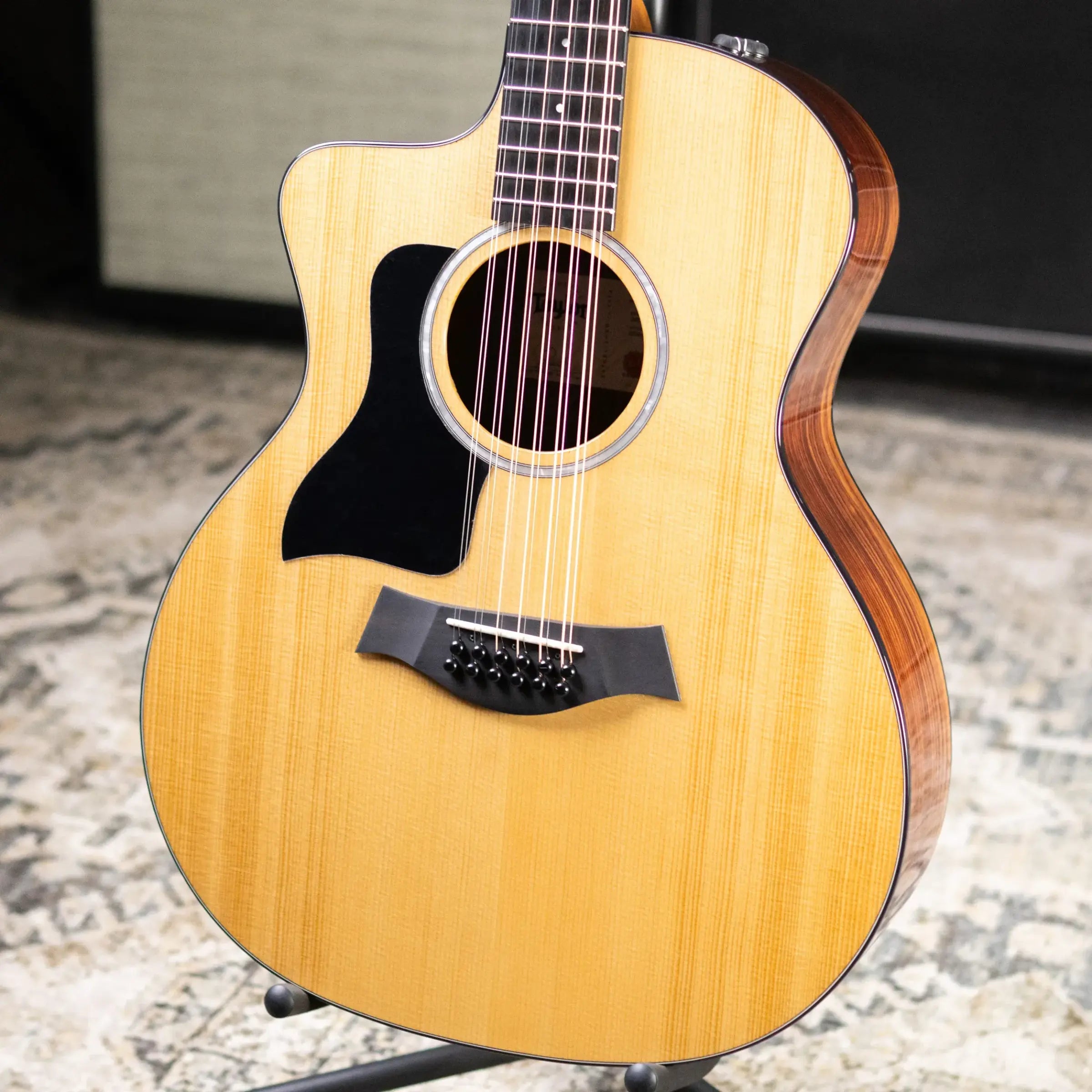 Taylor 254ce Plus Left-Hand 12-String Grand Auditorium Acoustic/Electric Guitar with Aerocase