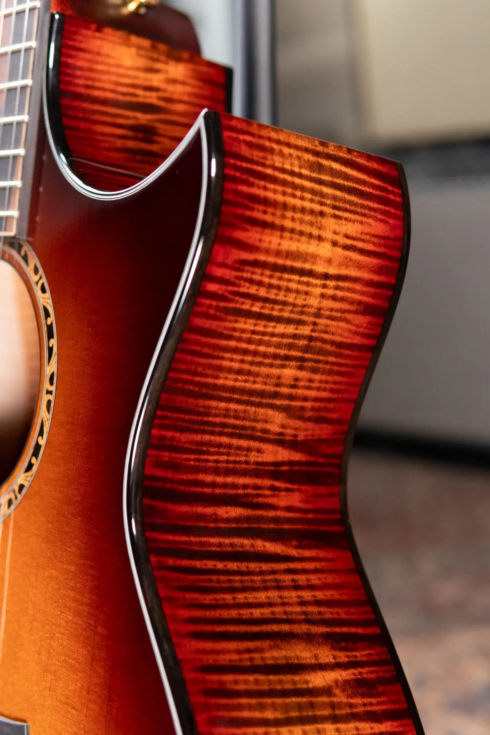 Taylor '25 Catch Custom C14ce #4 Grand Auditorium Maple/Sitka Acoustic/Electric Guitar with Hardshell Case