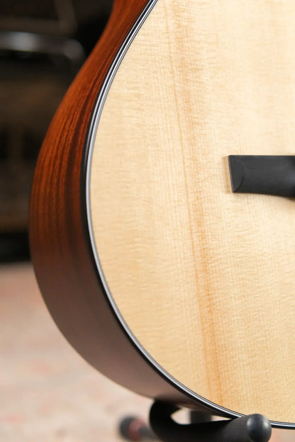 Taylor 312ce-N Nylon Grand Concert Acoustic/Electric Guitar with Hardshell Case