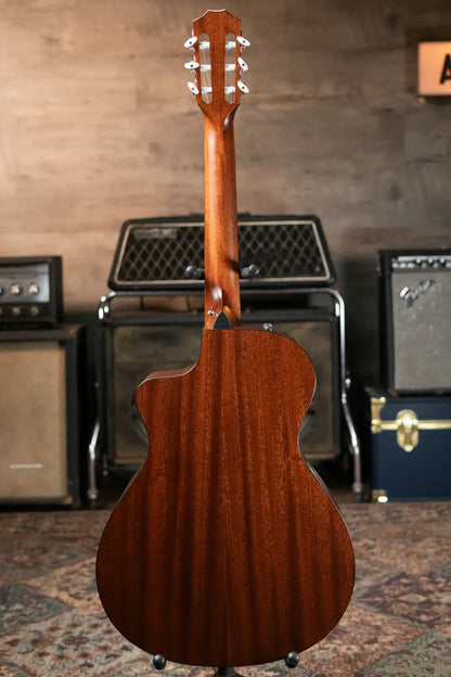Taylor 312ce-N Nylon Grand Concert Acoustic/Electric with Hardshell Case