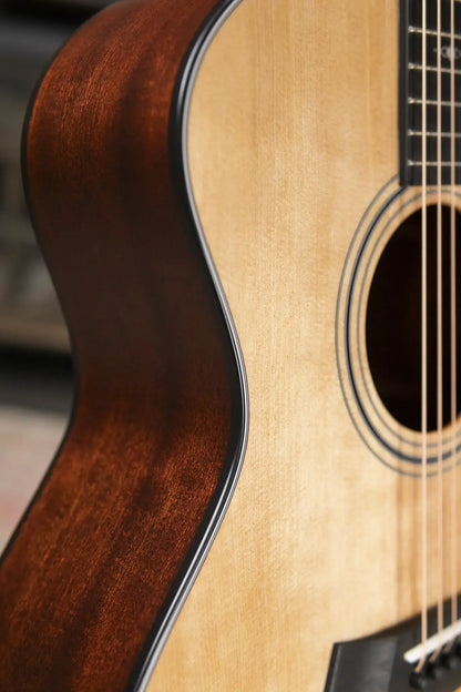 Taylor 314ce Grand Auditorium Acoustic/Electric Guitar with Hardshell Case