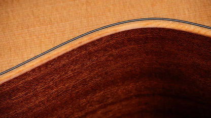 Taylor 314ce Studio Grand Auditorium Acoustic/Electric Guitar - Natural with Gig Bag