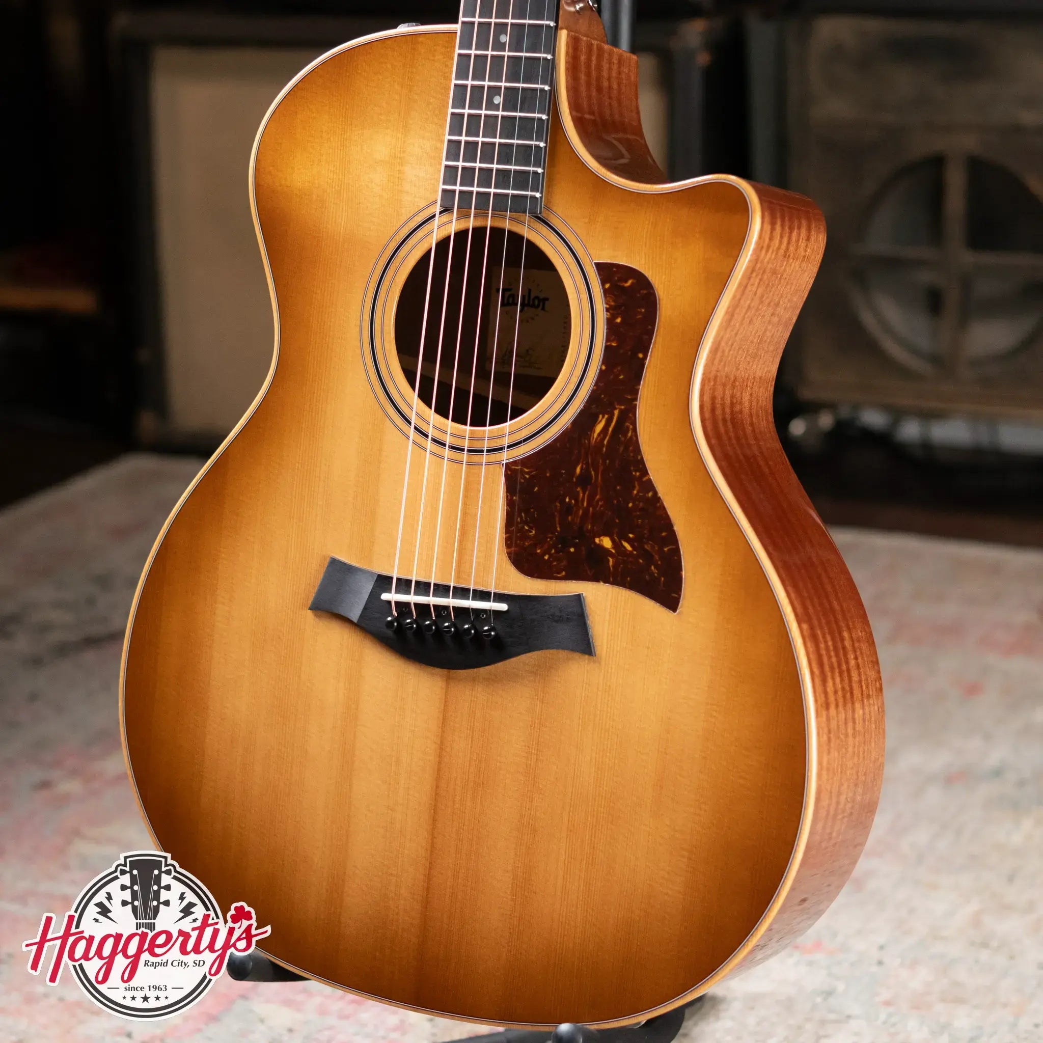Taylor 314ce Studio Special Edition Grand Auditorium Acoustic/Electric - Shaded Edge Burst with Gig Bag