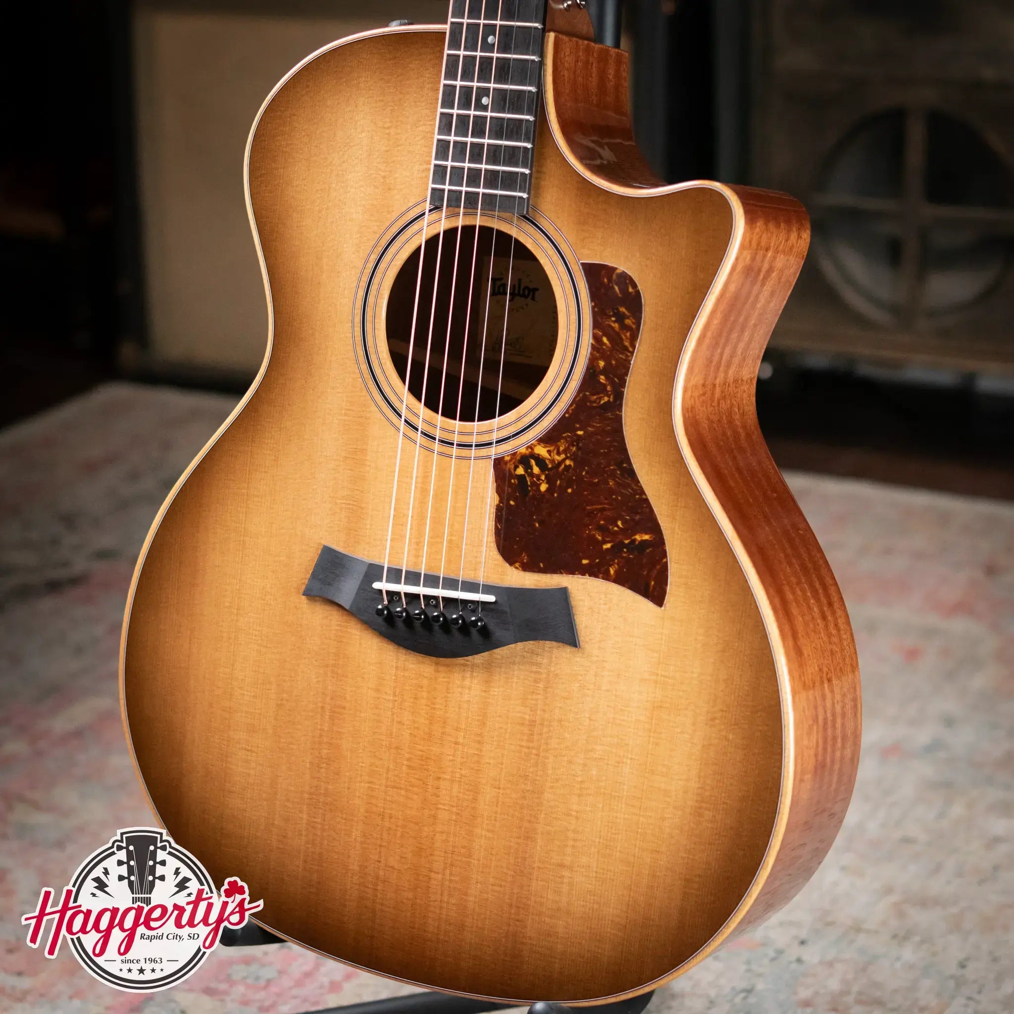 Taylor 314ce Studio Special Edition Grand Auditorium Acoustic/Electric - Shaded Edge Burst with Gig Bag